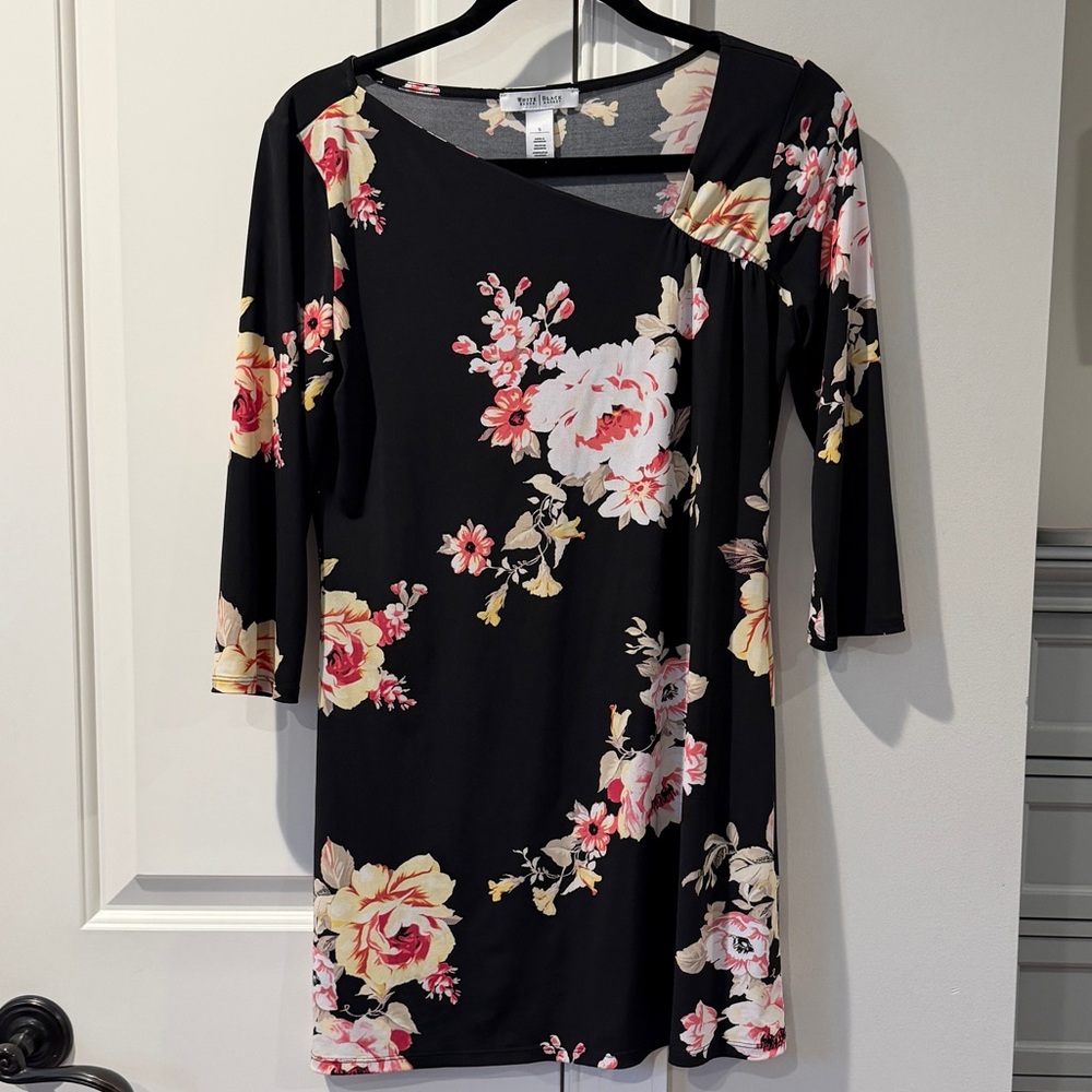 White House Black Market Floral Tunic